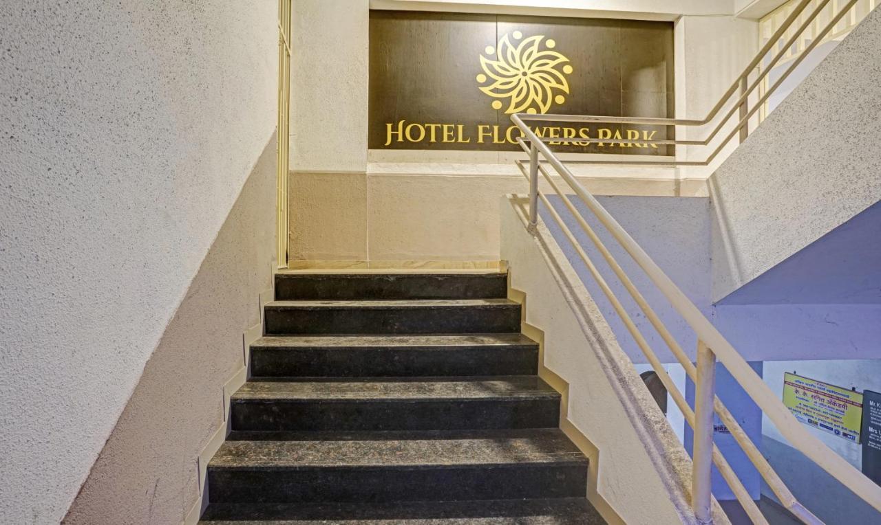 Itsy Hotels Flowers Park Nashik Exteriör bild